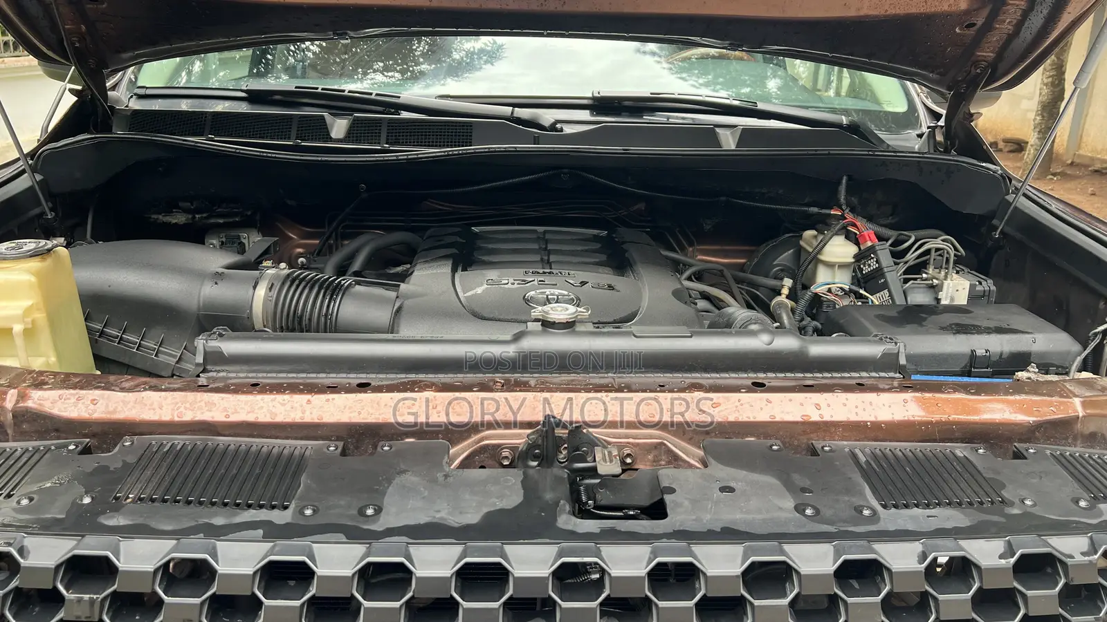 Toyota Tundra 1794 4dr CrewMax 4WD SB (5.7L 8cyl 6A) 2014 Brown