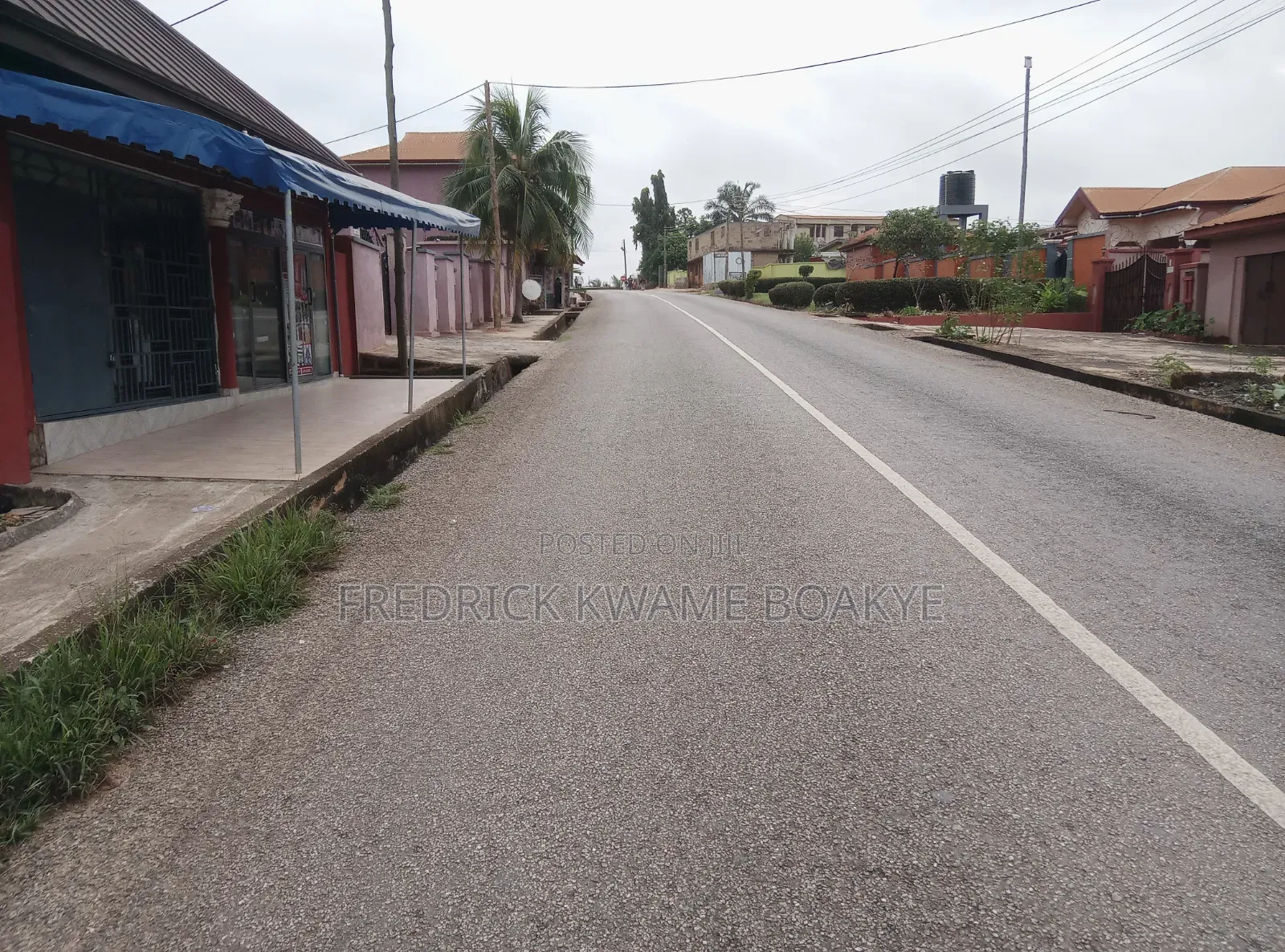 Furnished 8bdrm House in Brother K Estate, Kumasi Metropolitan for sale