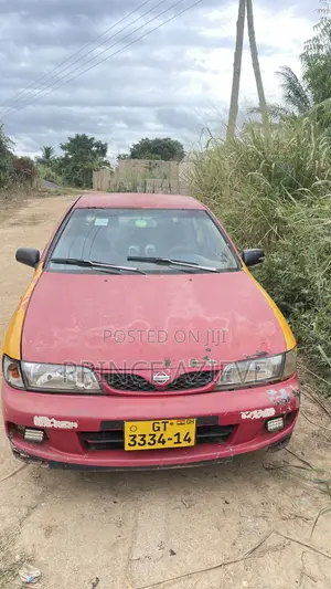 Nissan Almera 1.6 1995 Red