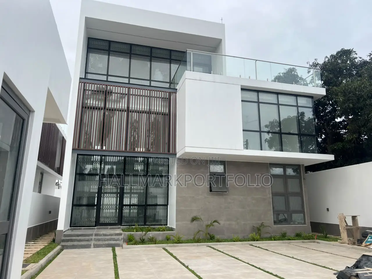 4bdrm House in Labone for rent