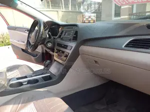 Hyundai Sonata 2016 Red