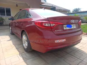 Hyundai Sonata 2016 Red