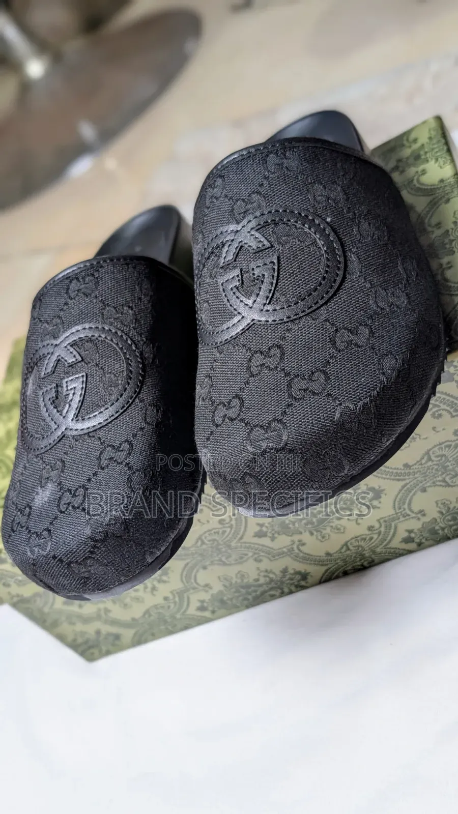 Unisex Black Monogram Gucci Slippers