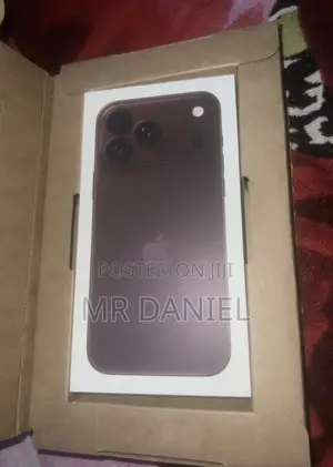 New Apple iPhone 18 Pro Max 1 TB Purple