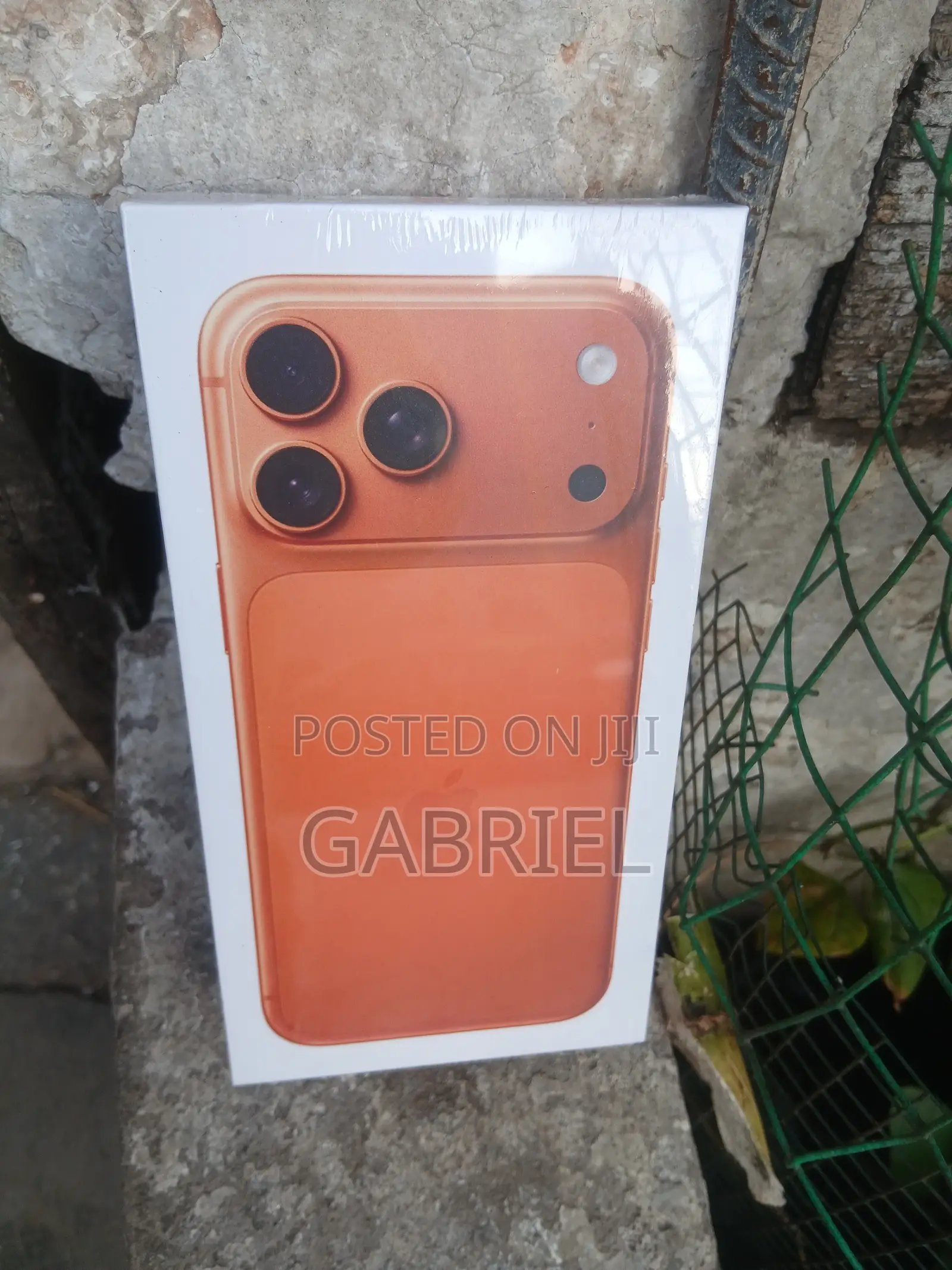 New Apple iPhone 17 Pro Max 1 TB Orange