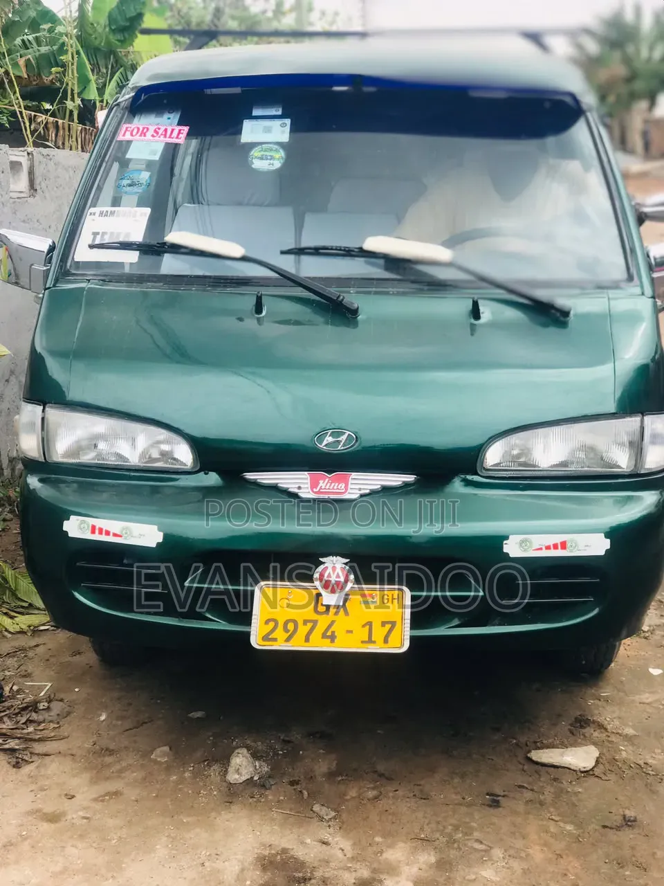 Hyundai H-100 2000 Green