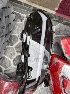 Honda Accord 2018,2019,2020,2021,2022, Spec Headlight Available