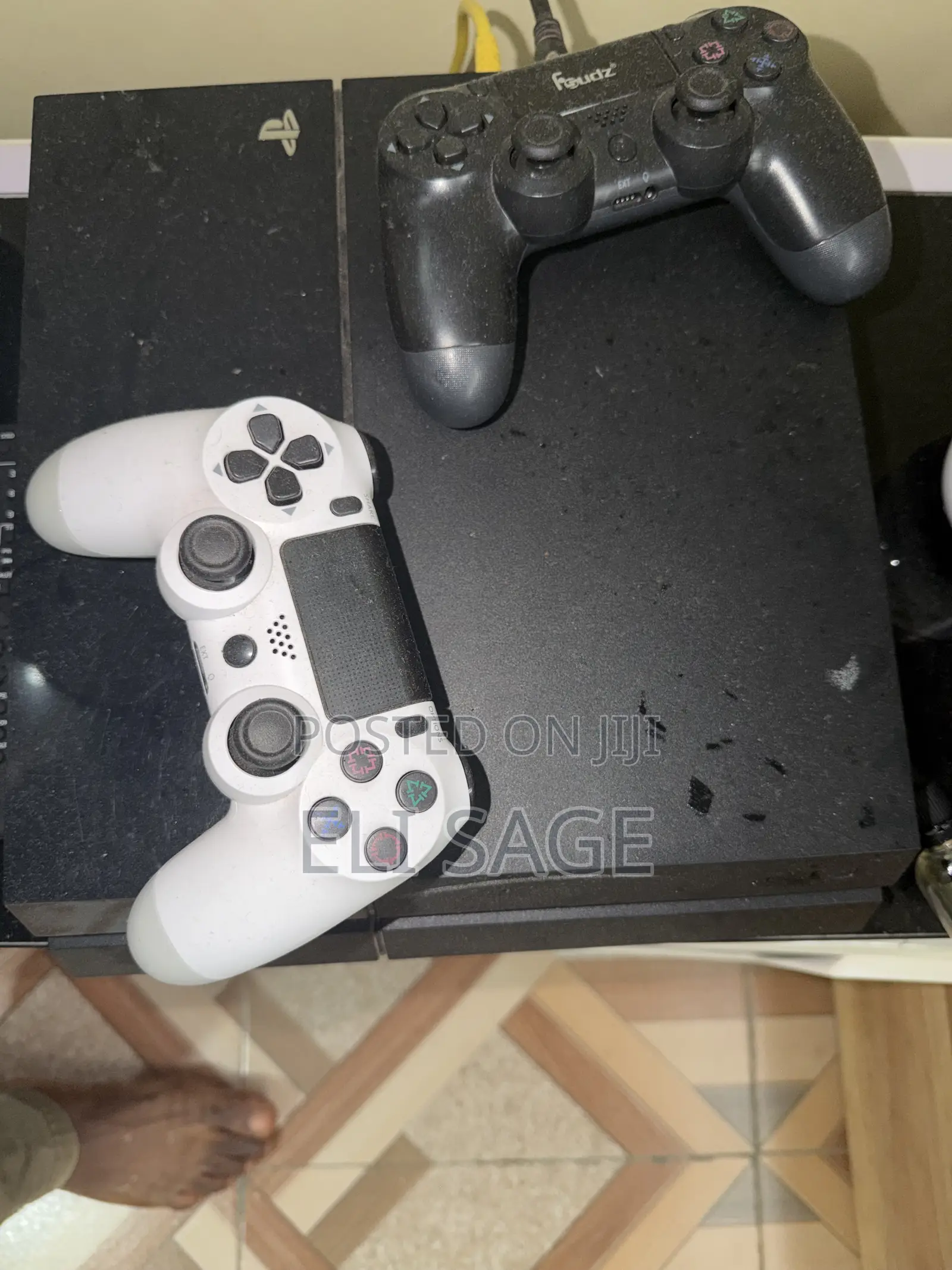 PS4 Console
