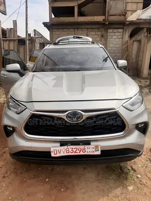 Toyota Highlander XLE 2021