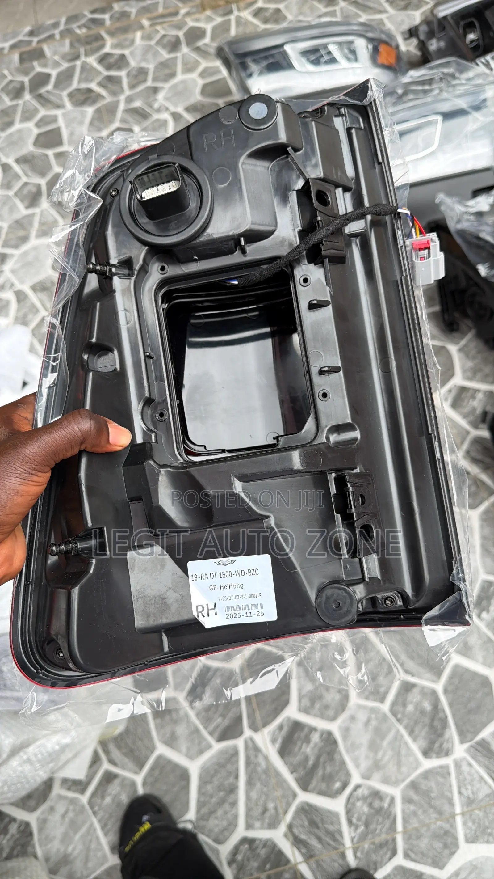 Dodge Ram 2018,2020,2021,2022,2019, Tailgate Available