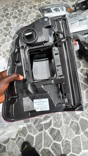Dodge Ram 2018,2020,2021,2022,2019, Tailgate Available
