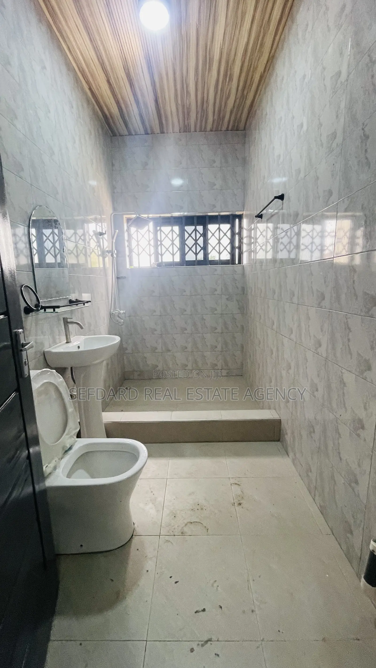3bdrm Apartment in Sefdard Properties, Pokuase for rent