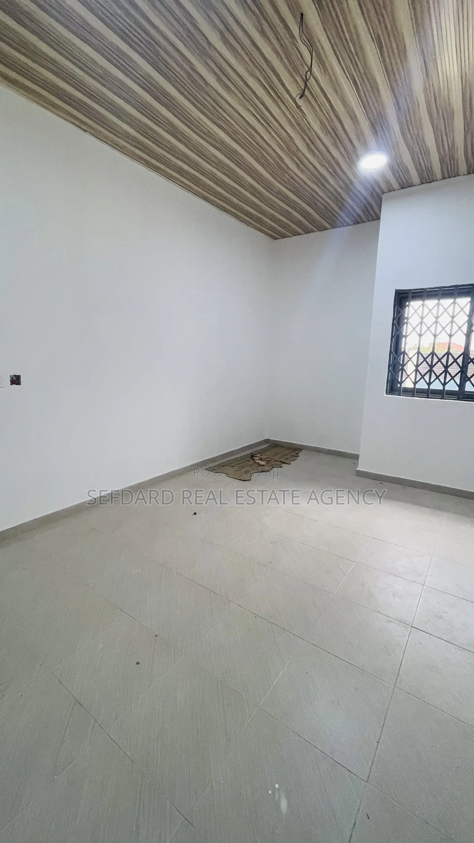 3bdrm Apartment in Sefdard Properties, Pokuase for rent