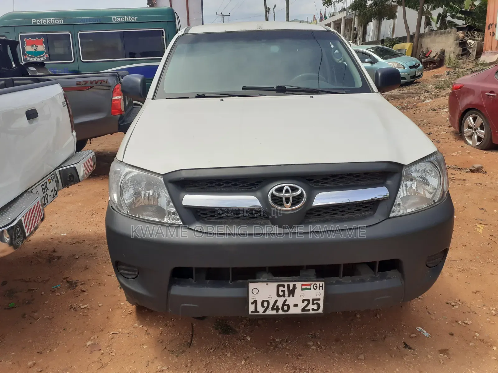 Toyota Hilux 2010 White
