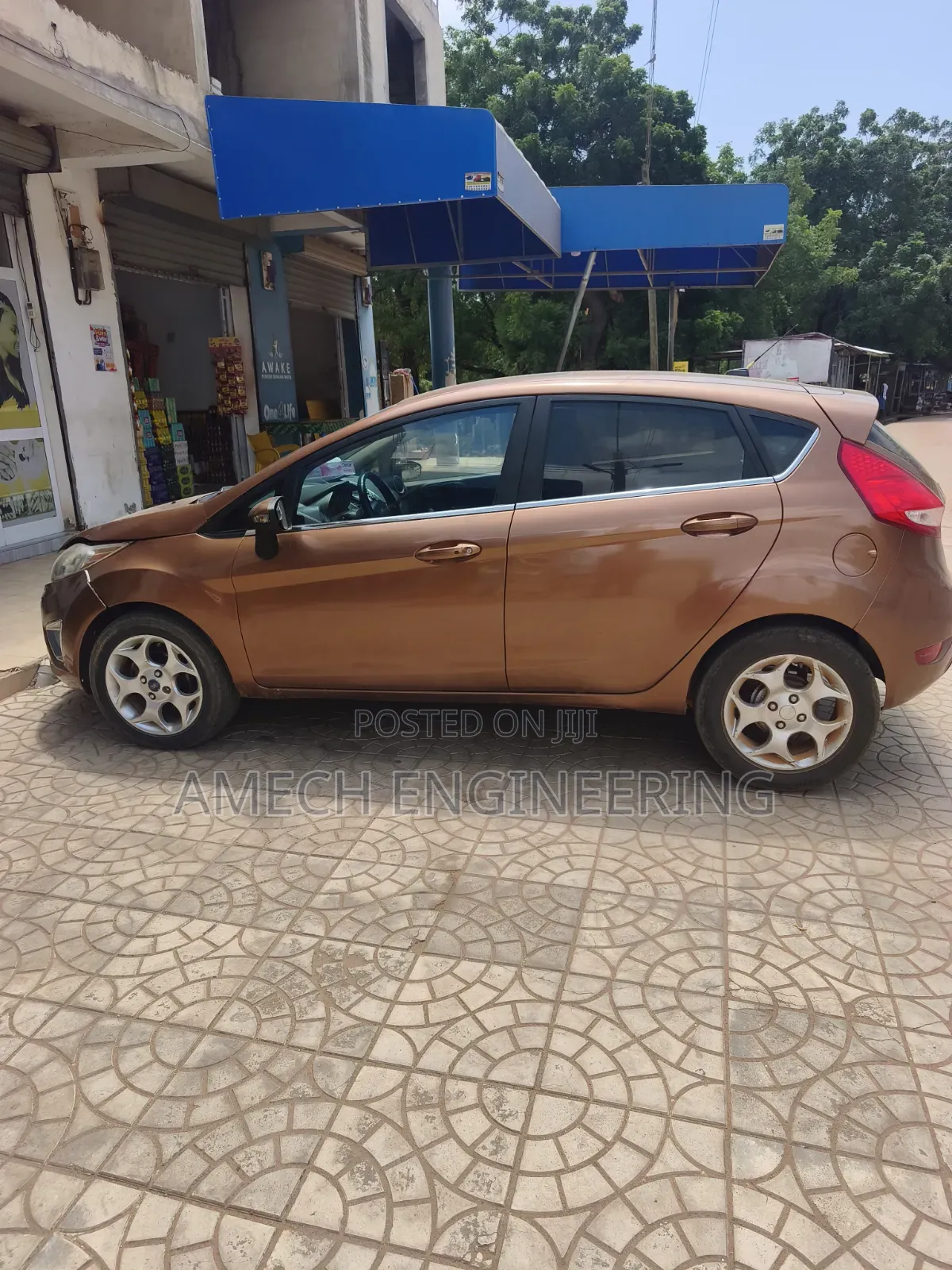 Ford Fiesta SE Hatchback 2012 Brown