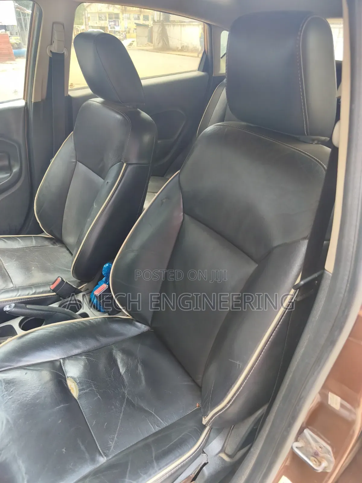 Ford Fiesta SE Hatchback 2012 Brown