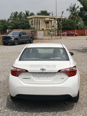 Toyota Corolla 2016 White