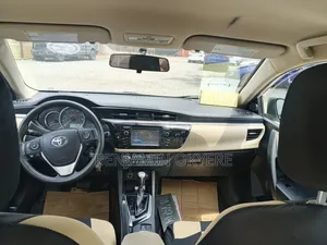 Toyota Corolla 2016 White