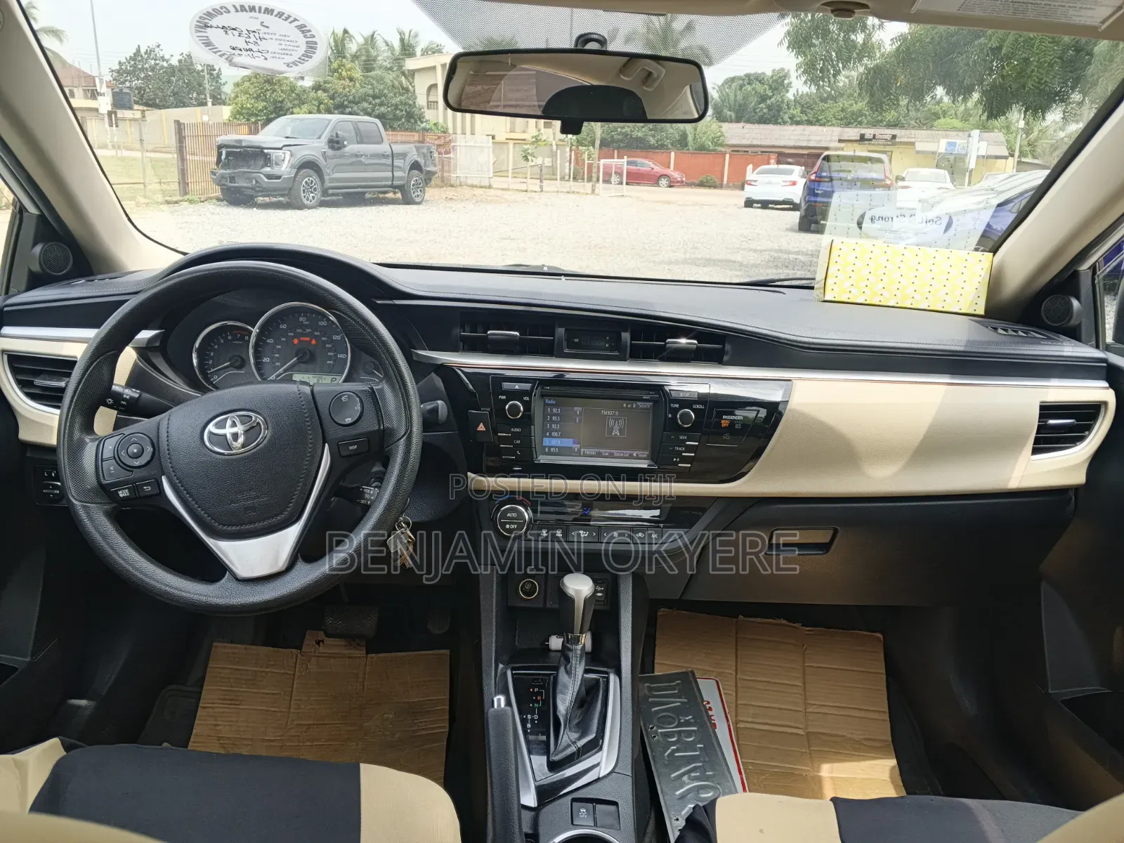 Toyota Corolla 2016 White
