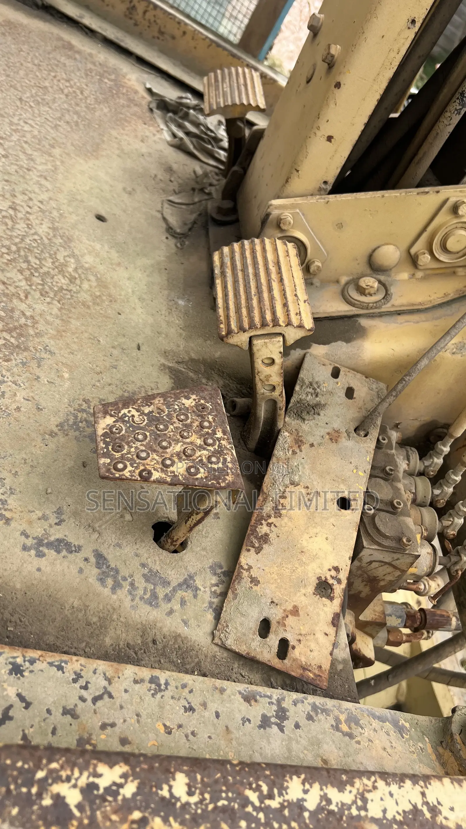 Caterpillar CAT 140G Motor Grader