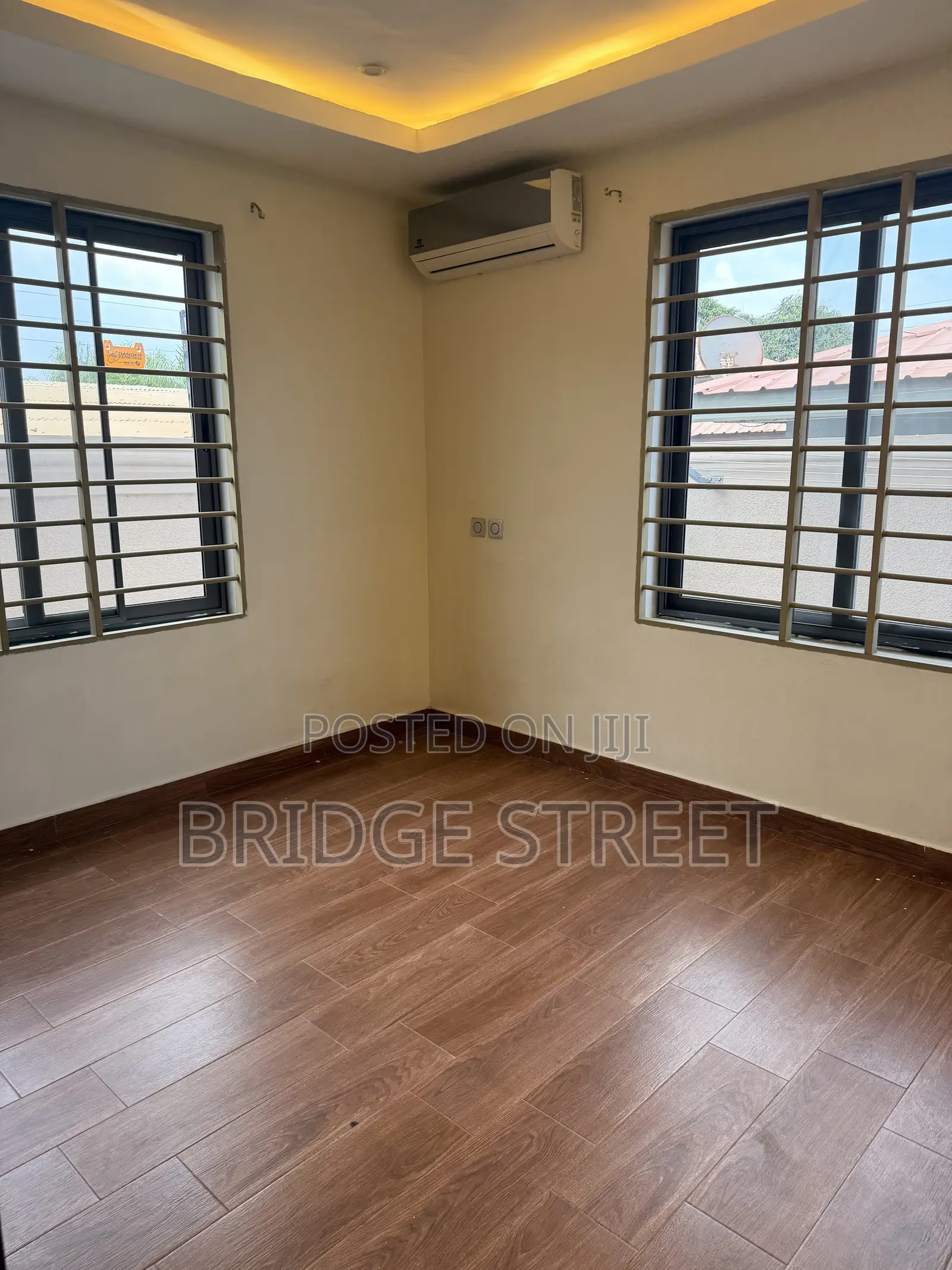 4bdrm Block of Flats in 2809 Court, Nmai-Dzorn for sale