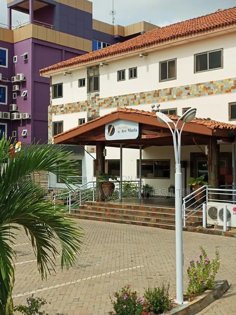 104 Room Hotel for Sale