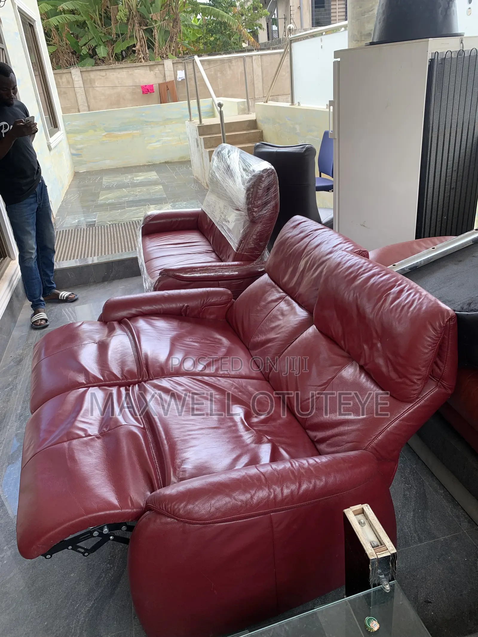2 in 1 Comfortable Soffer Chairs (Set)