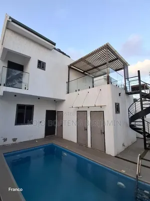 4bdrm House in Baatsona Total for sale