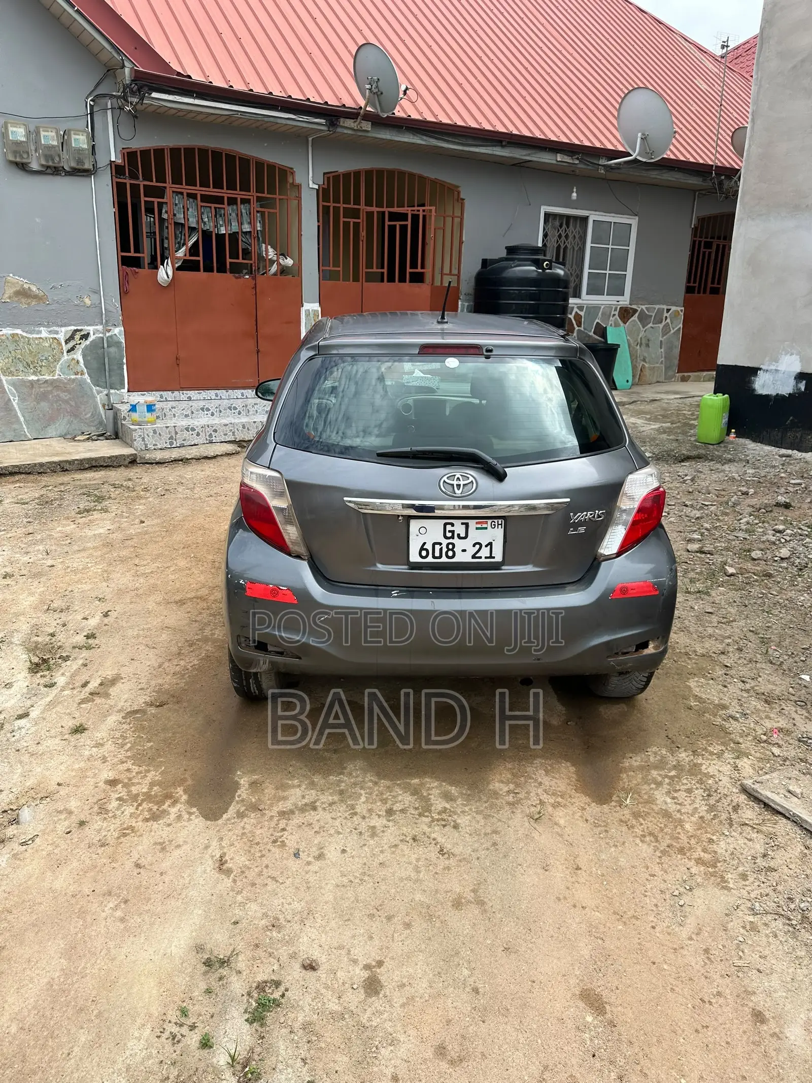 Toyota Yaris 2013 Gray