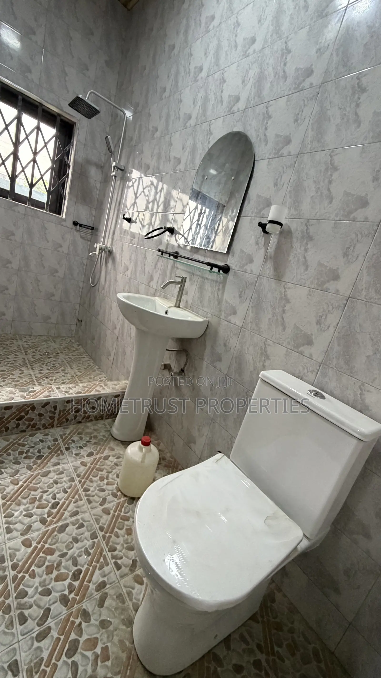3bdrm Apartment in Ga Odumase, Ablekuma for rent