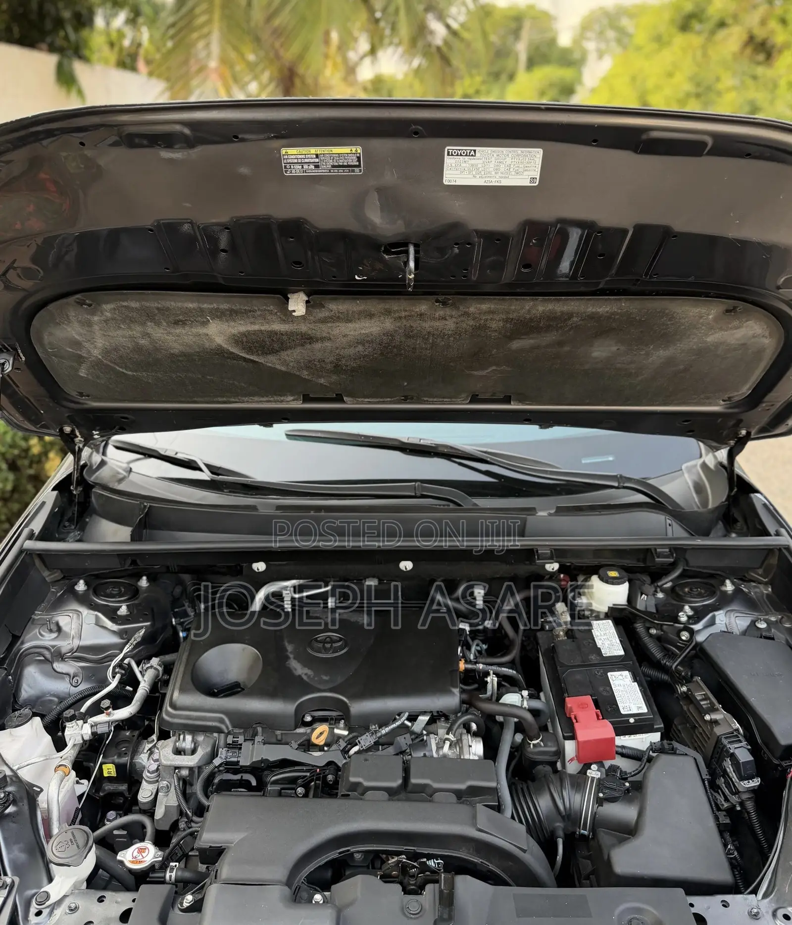 Toyota RAV4 XLE AWD 2023 Gray