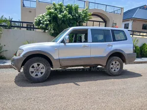 Mitsubishi Pajero 2005 Silver