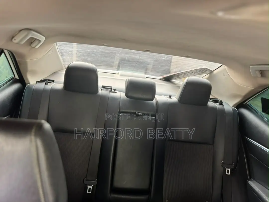 Toyota Corolla L 4dr Sedan (1.8L 4cyl CVT) 2017 White