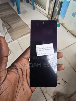 Z Fold 4 Front Screen