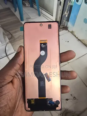 Z Fold 4 Front Screen