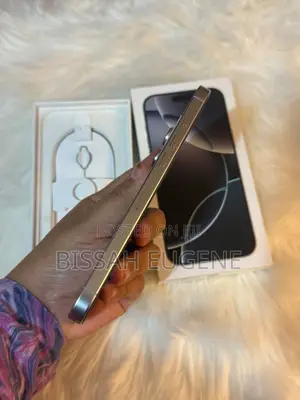 Apple iPhone 16 Pro Max 512 GB Gold