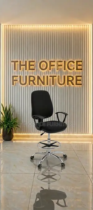Cashier Chair