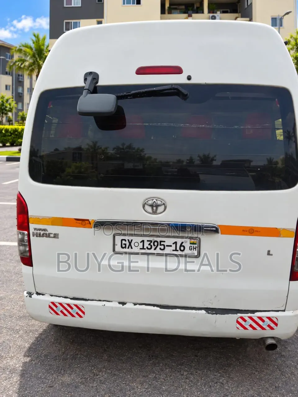 Toyota HiAce 2016 White