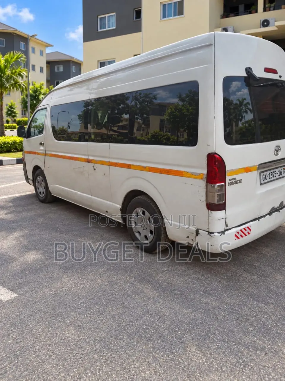 Toyota HiAce 2016 White