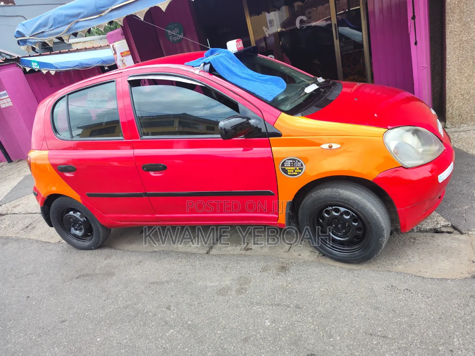Toyota Yaris 1.0 2006 Red
