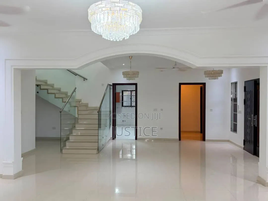 4bdrm House in Adjiringanor, Otano for rent