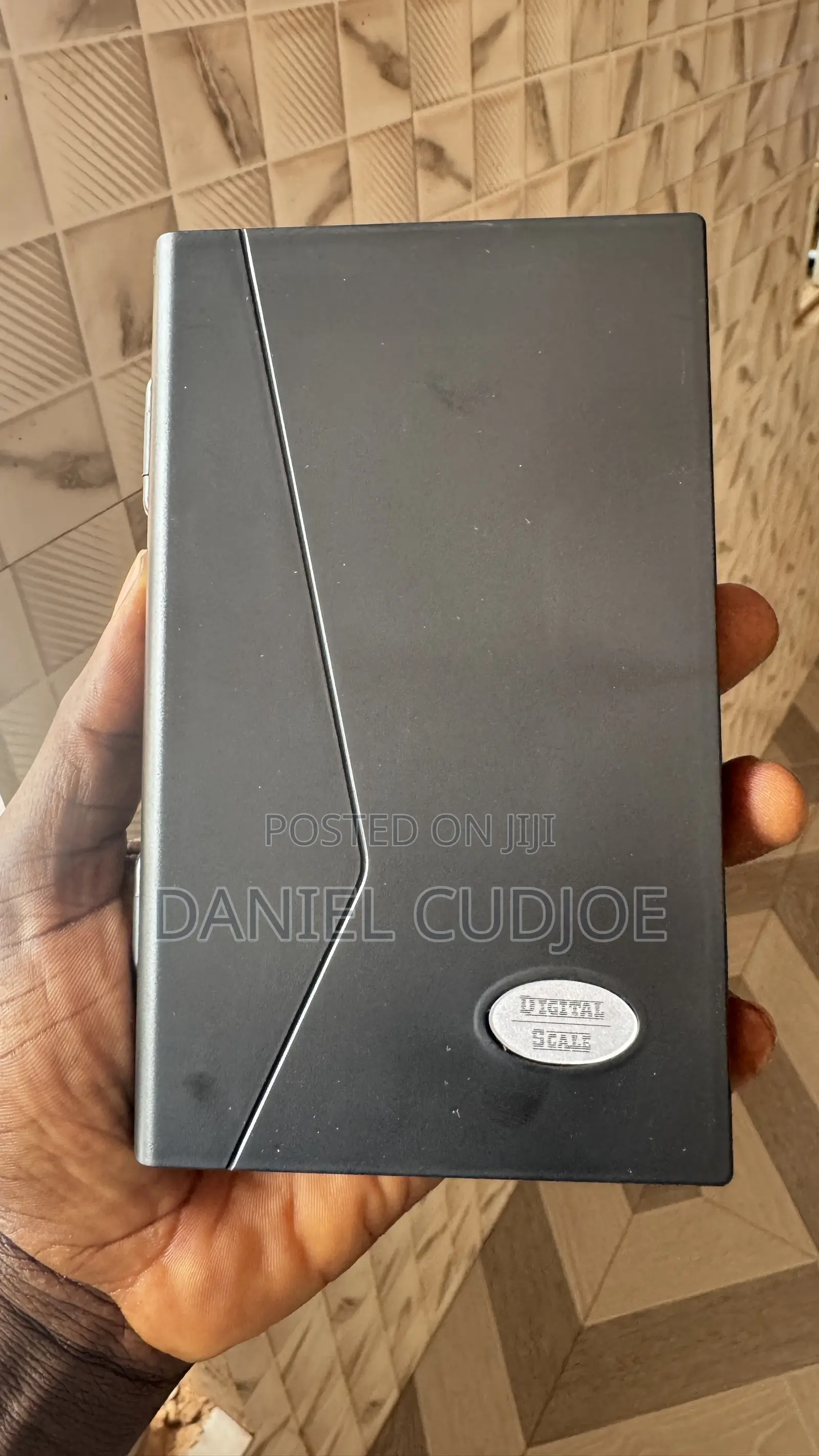 Notebook a Digital Scale