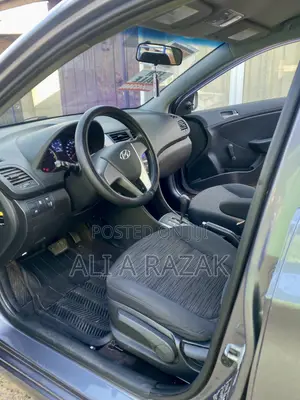 Hyundai Accent SE Hatchback 2016 Gray