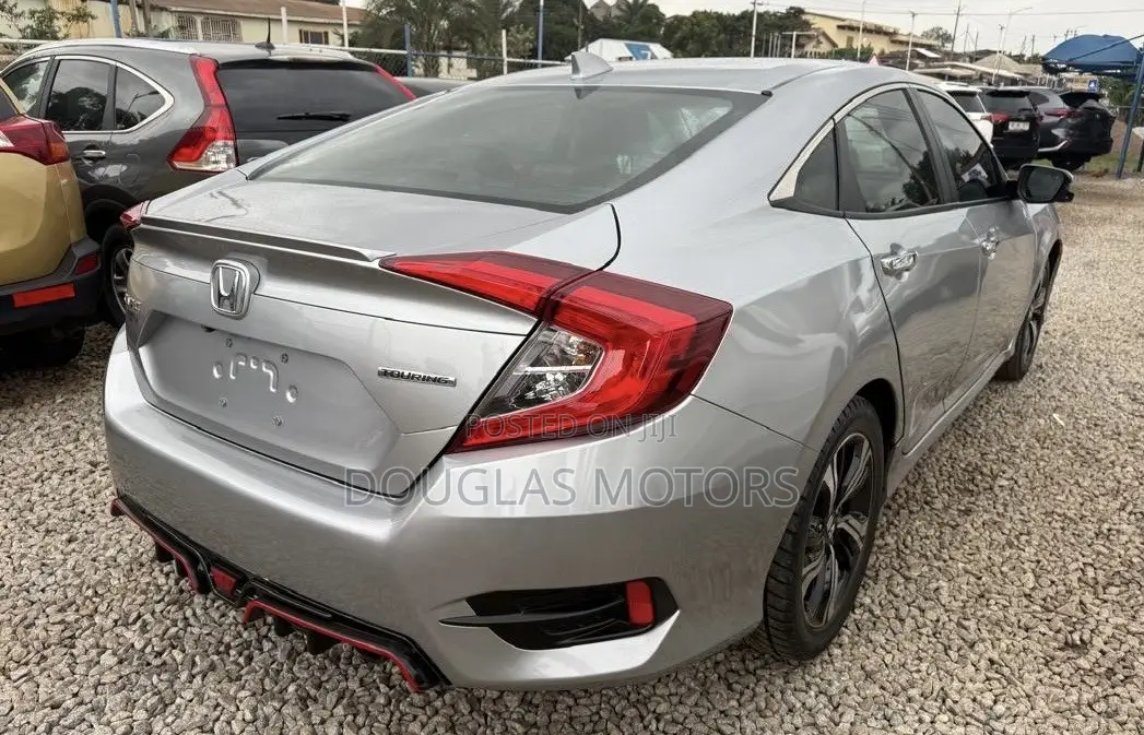 Honda Civic 2017 Silver