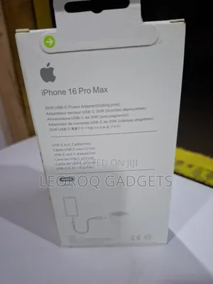 20W USB-C Power Adapter + USB-C to Lightning Cable