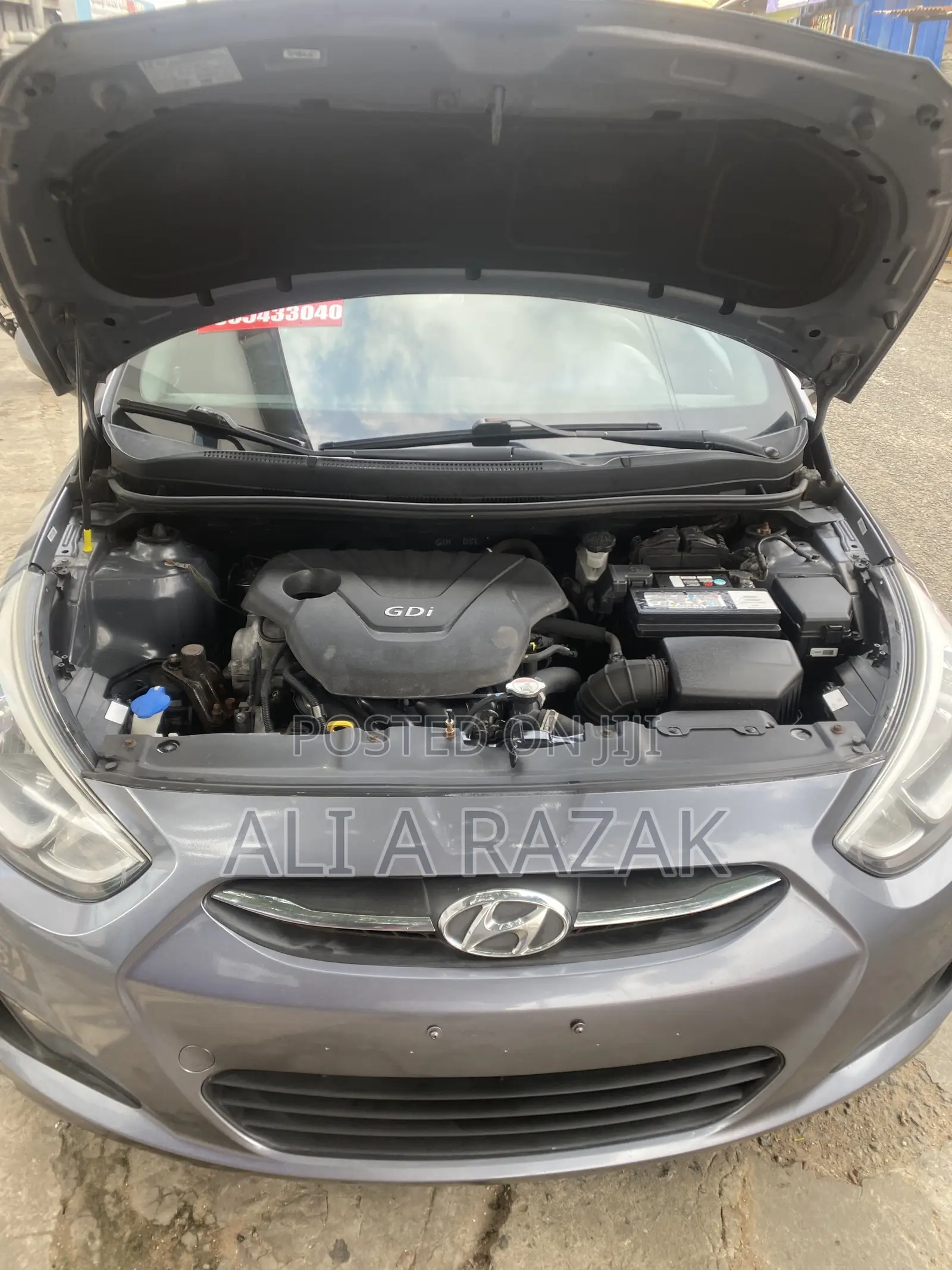 Hyundai Accent SE Hatchback 2016 Gray