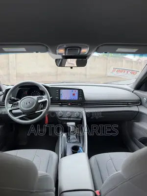 Hyundai Elantra SE 2023 Black