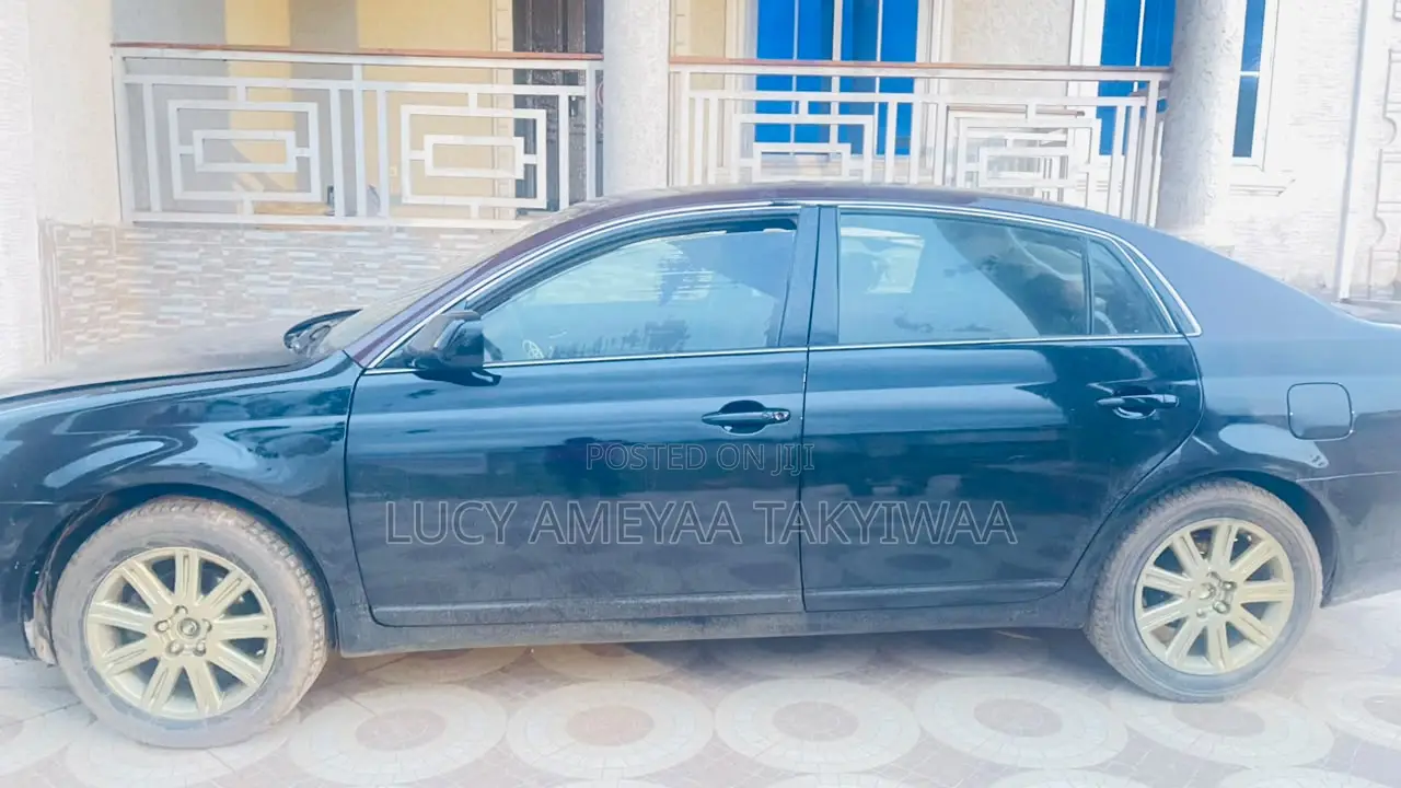 Toyota Avalon Limited 2006 Black