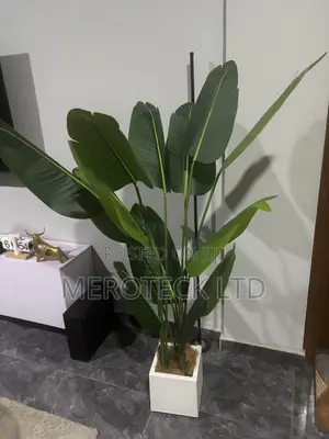 Artificial Plant Short Palm With Free Pot