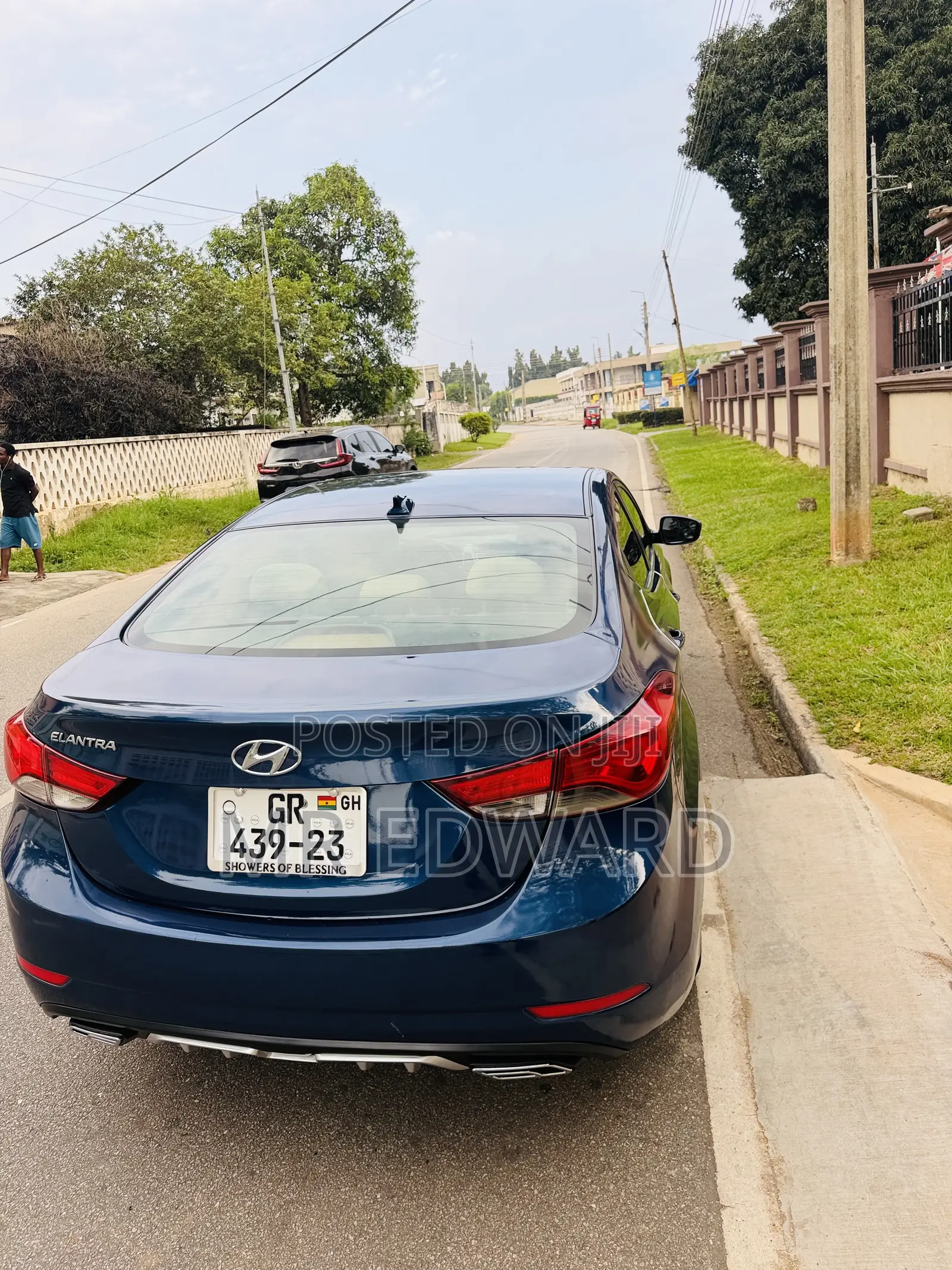 Hyundai Elantra Limited Sedan FWD (1.8L 4cyl 6A) 2016 Blue